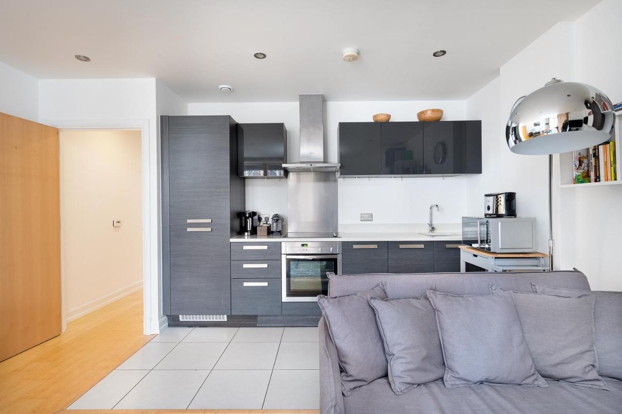 D8 - Canal View Apartment ロンドン エクステリア 写真